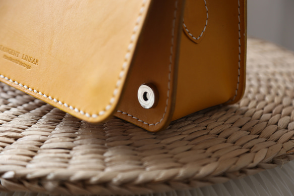 新產品活動進行中！真皮小號手工皮革奢華單肩包 第6張的照片