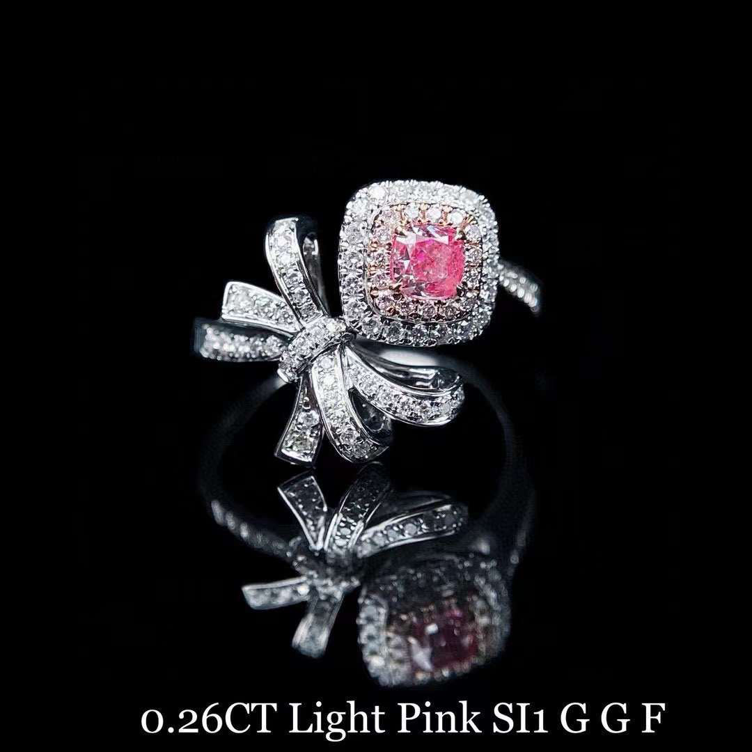 GIA鑑定書付き　0.26ct天然ピンクダイヤモンド　高品質　クッションカット