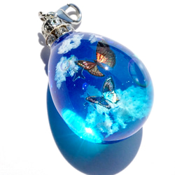 雲レジン☆春の訪れ☆煌めき☆澄み渡る青空☆空たまご3☆オススメの紐