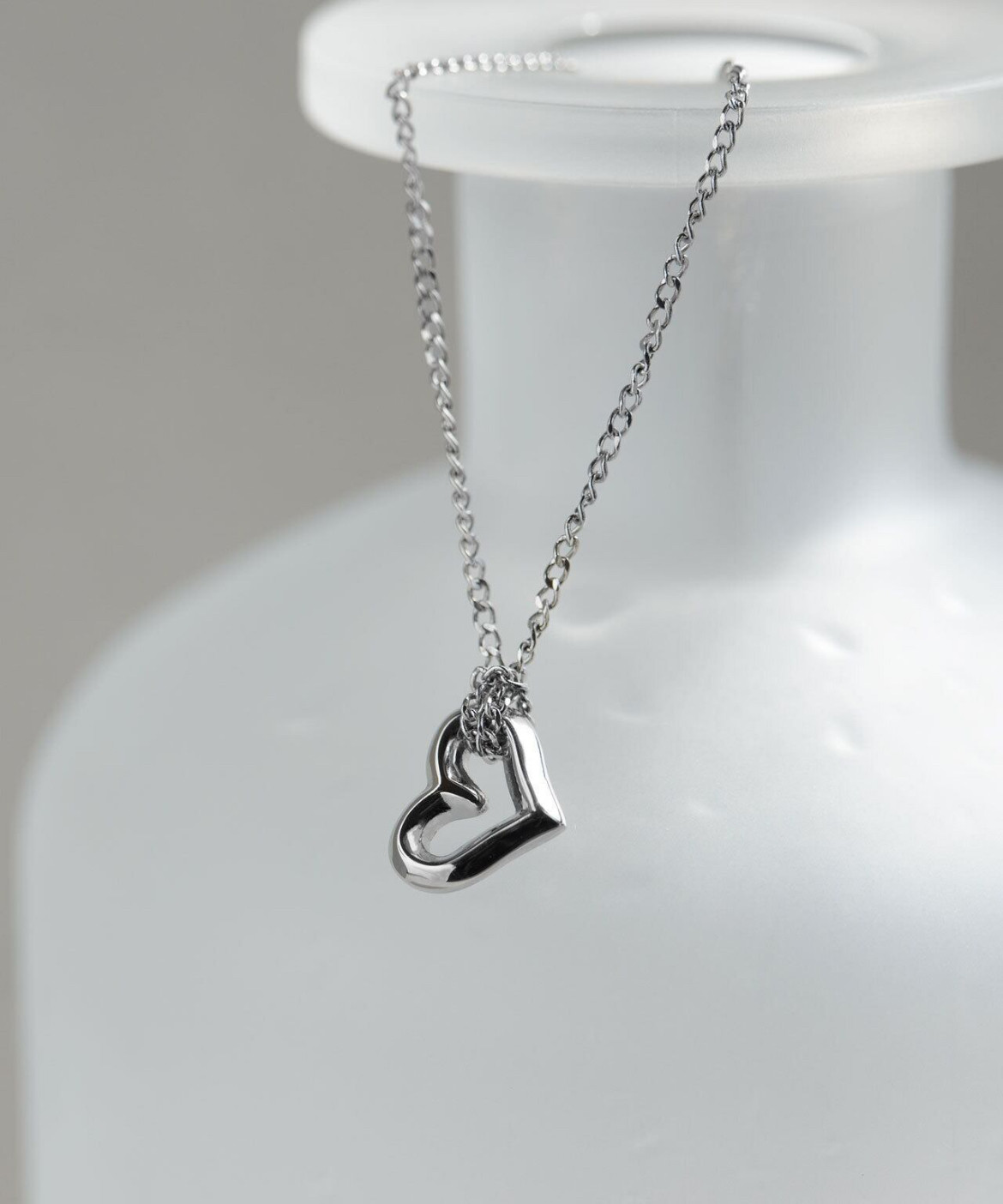 オープンハートネックレス　 アレルギーフリー　送料無料　N1129‐N