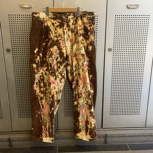 メモリアルパンツ 古着　ヴィンテージ　パンツ　コーデュロイパンツ　リメイク メモリアルペイント コーデュロイパンツ | リメイクスタイル