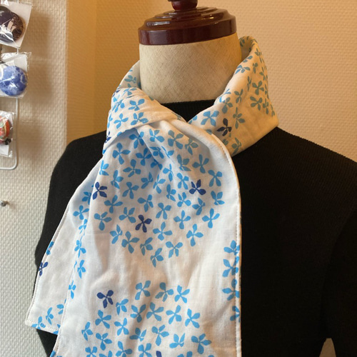 ダブルガーゼ(4重) ガーゼタオル マフラータオル 首から巻くガーゼ 