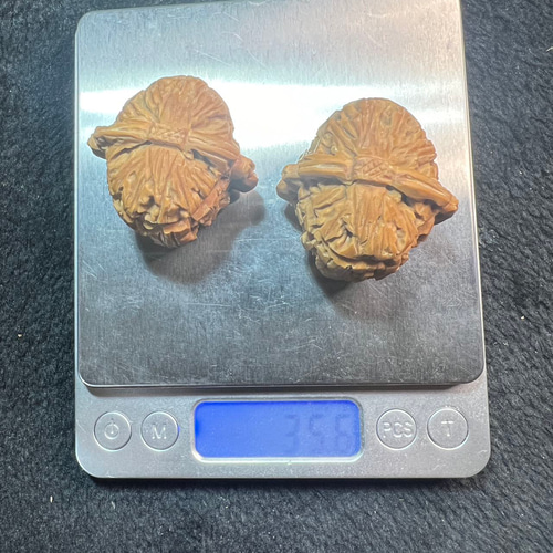 遊ぶ胡桃、「胡桃彫刻茶ポット」文玩核桃、クルミ核桃セット383934