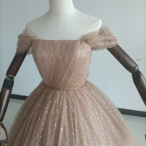 高品質！カーキ色 カラードレス キラキラグリッターチュール 取り外し  