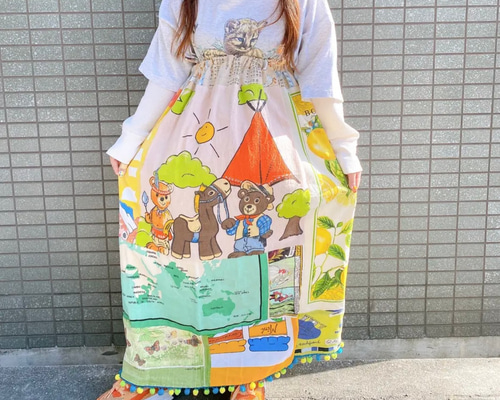 アンティーク　ヴィンテージ　リメイク　パッチワーク　小花柄　ロング　スカート アンティーク大島紬のパッチワークスカート 青割り込み絣 裏地