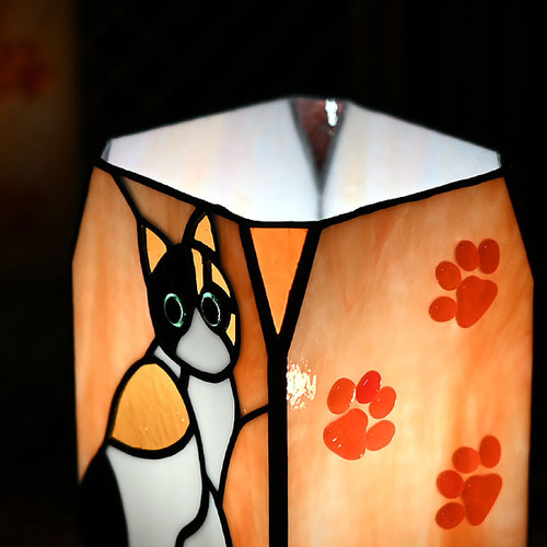 目が光る猫のランプ(三毛猫) 689 スタンドライト・テーブルランプ あと