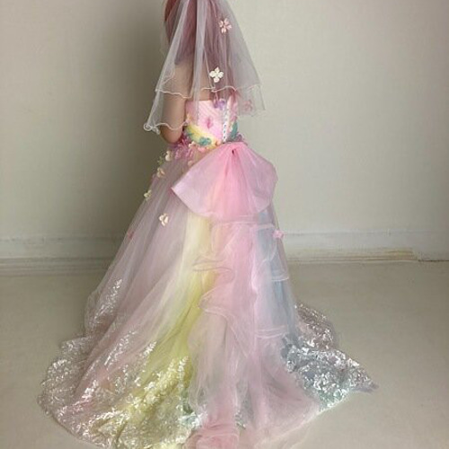 実例写真！レインボー ベアトップ 花モチーフ 裾に繊細レースを  