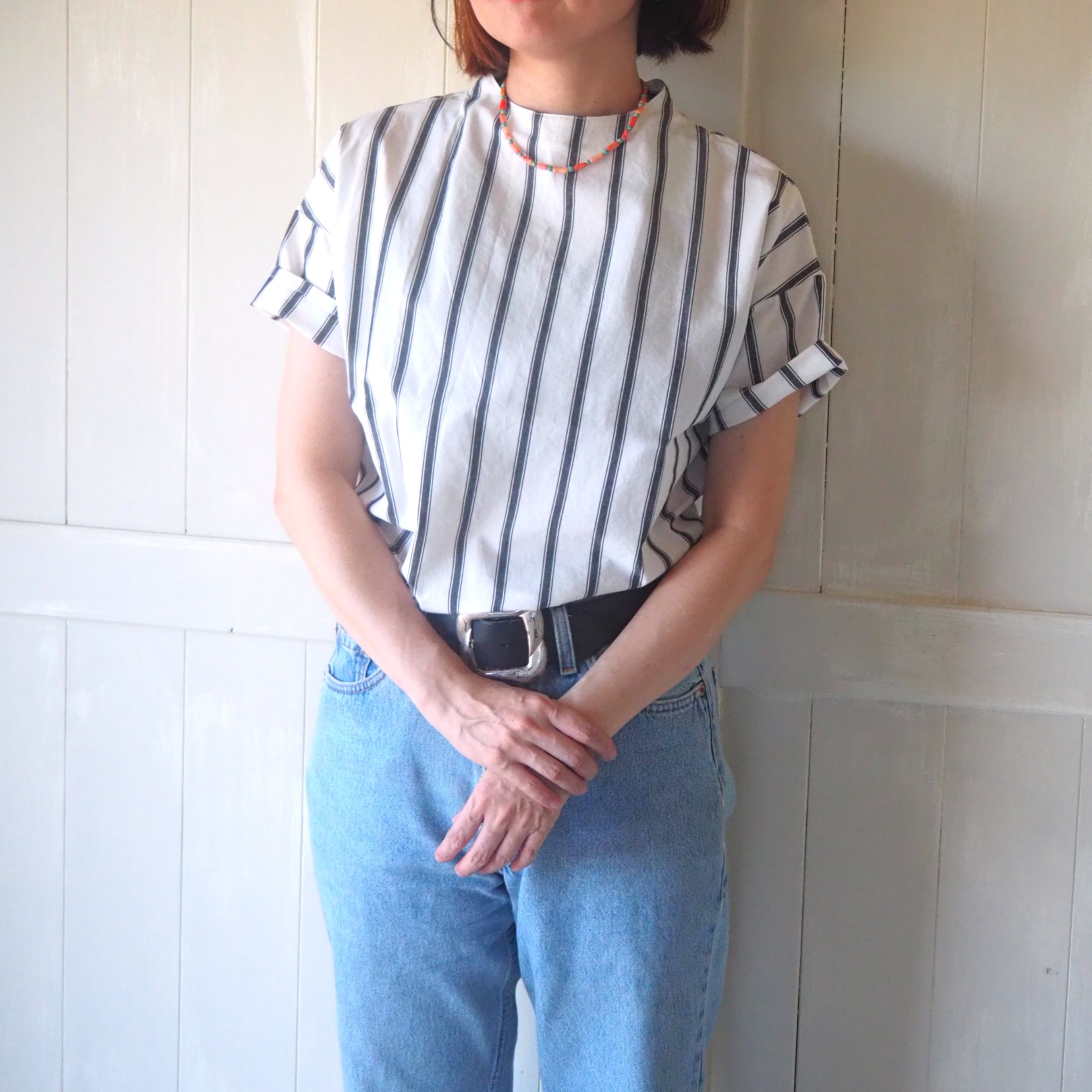 細見えストライプ／綿100％・着回し自在／オフィスも休日も◎ ハイネックTブラウス」