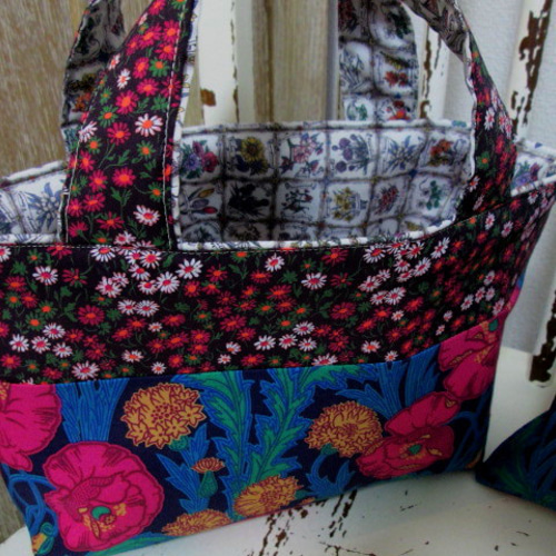 リバティMaud's Posyモーヅポ―ジーTres petit toteちっちゃなトートと