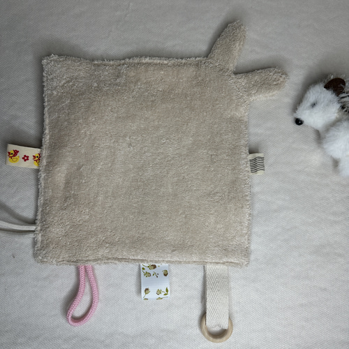 お値下げです！ファミリア うさぎちゃん ピンク タオル素材