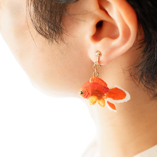 ゆらゆら金魚イヤリング/ピアス | iwasaki.tatami