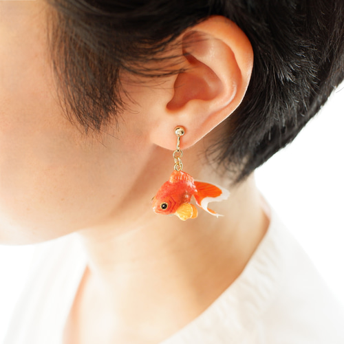 2411129◎SEVENSEAS◎魚のピアス 魚眼石と丸と線のピアス | yue-ni