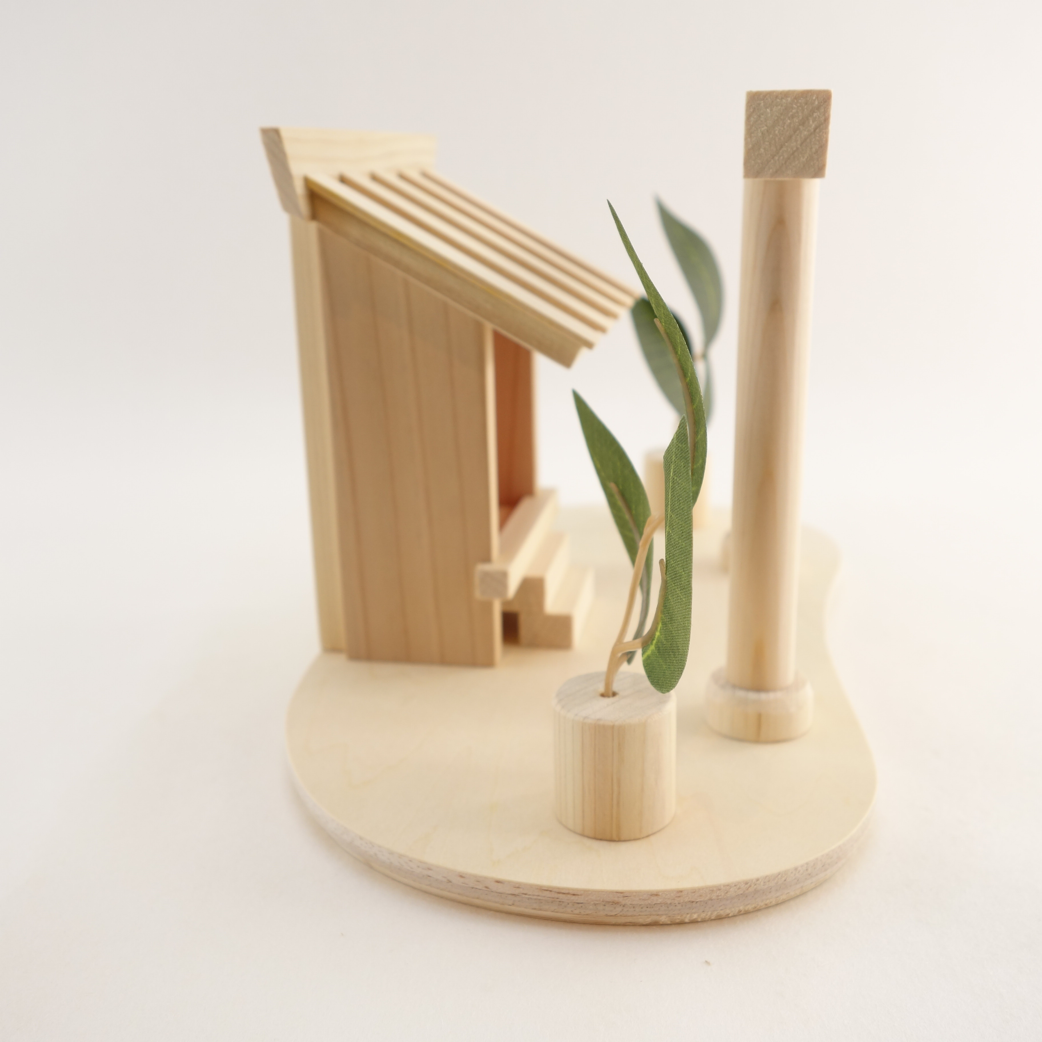 お守り神社《板葺き》壁掛け可　　神棚　お守り入れ