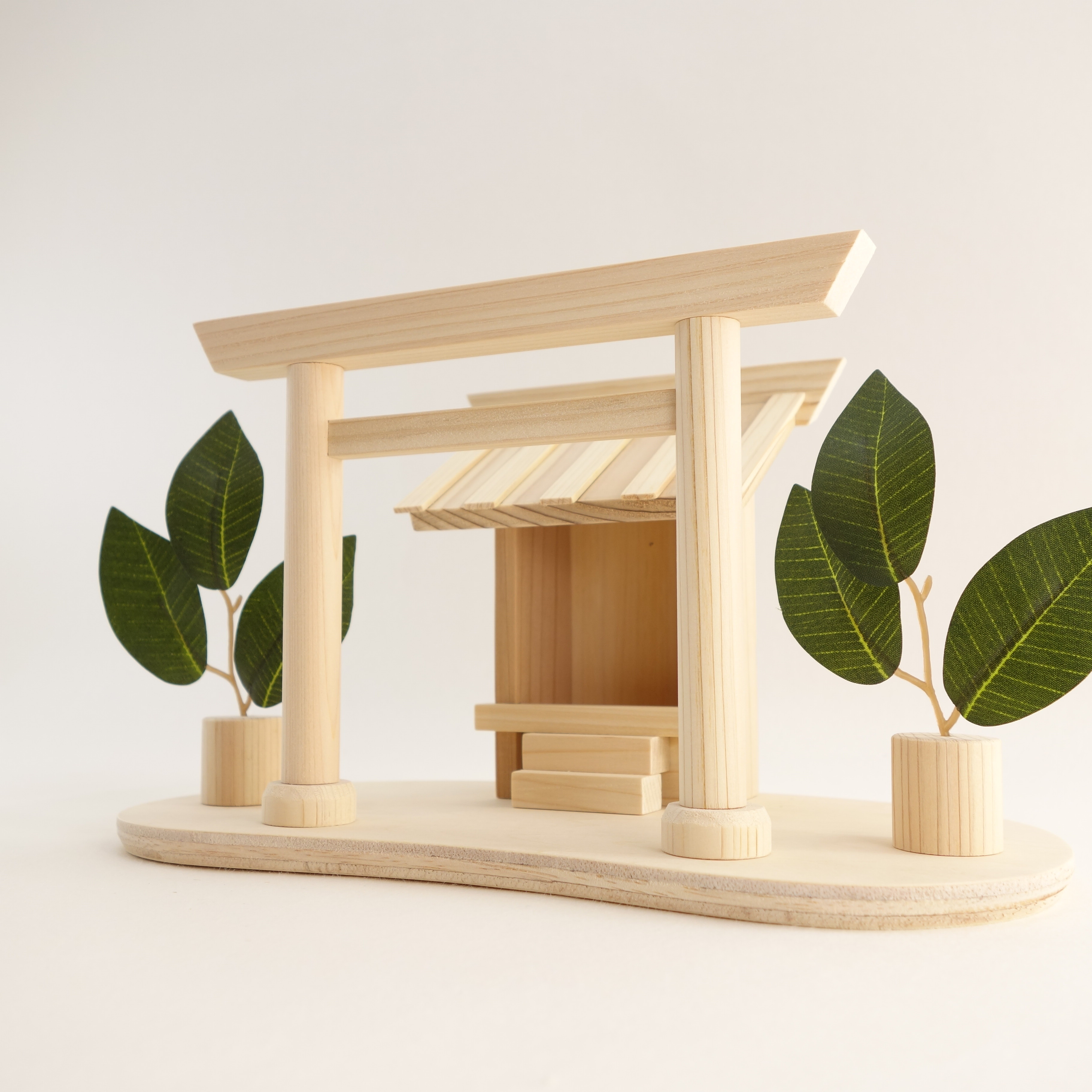 お守り神社《板葺き》壁掛け可　　神棚　お守り入れ