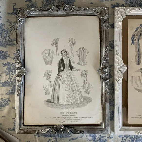 フランスアンティーク　LE FOLLET　ファッションフレーム　手彩色銅版画 フランスアンティーク LE FOLLET ファッションフレーム 手彩色銅