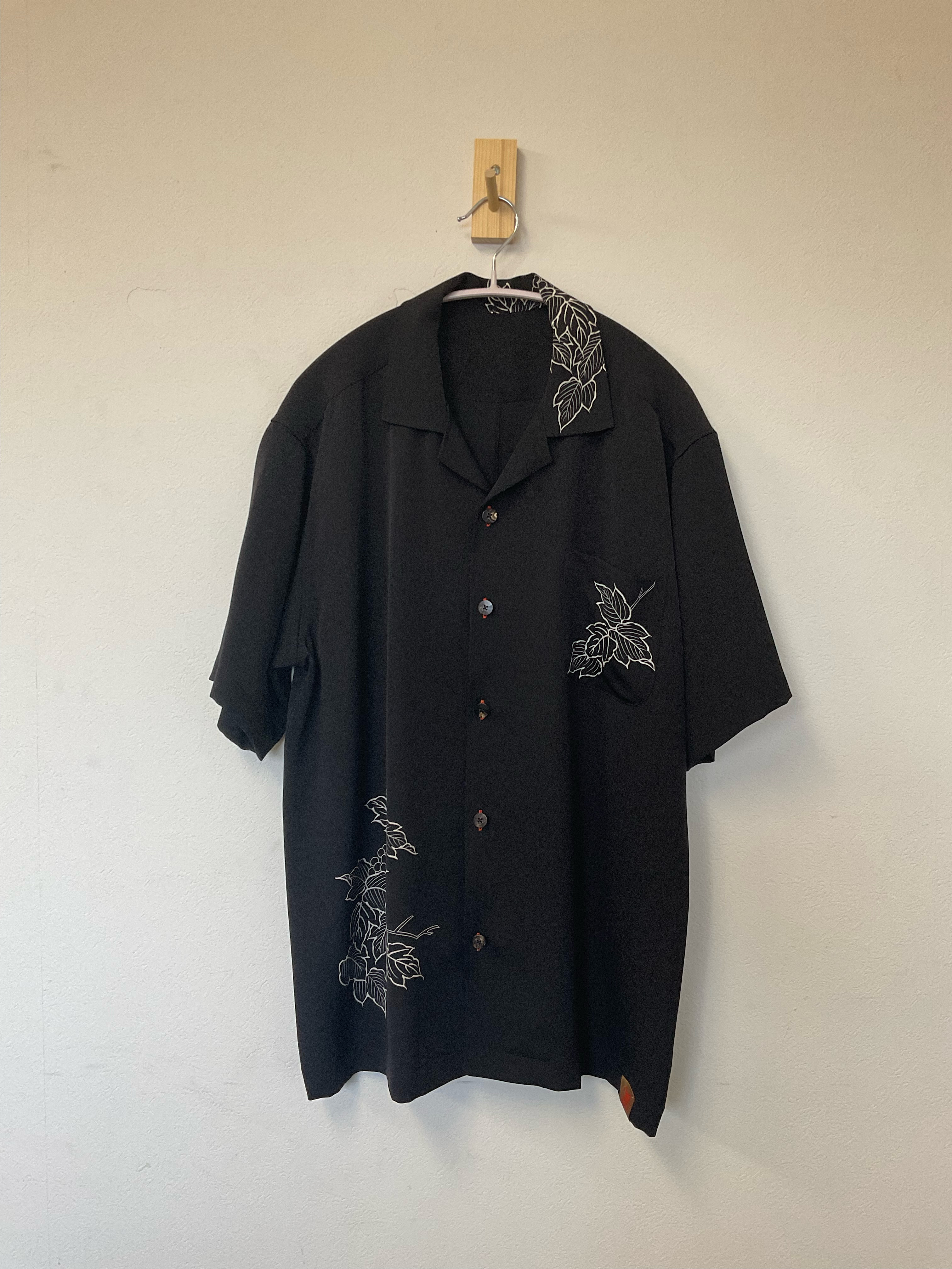 ヴィンテージ着物　南天 黒アロハ　長め　ユニセックス L