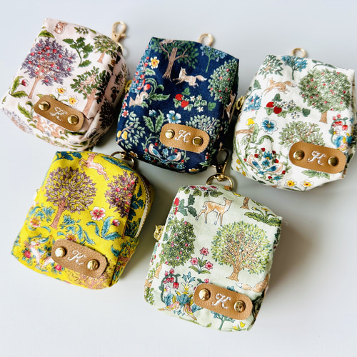 209⌘ キーホルダー付ミニミニポーチ（フォレスト）カバンに付けられる