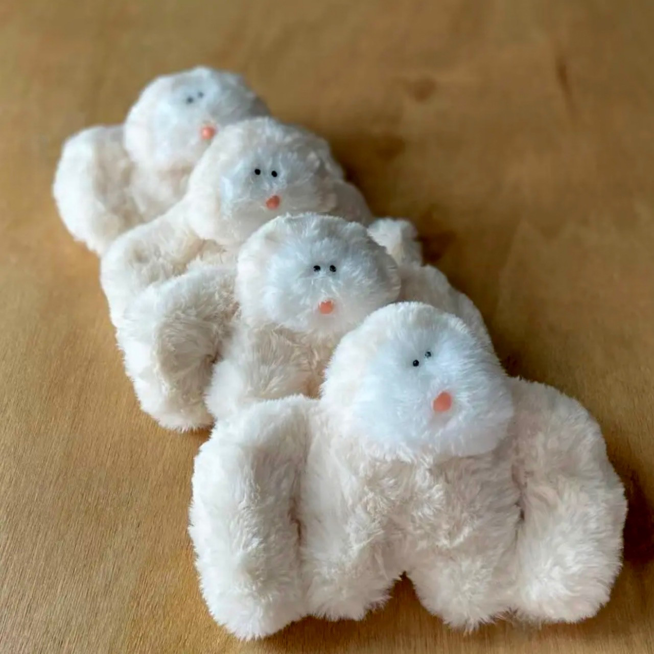 白　ゴリラ　ぬいぐるみ 約50cm Amazon.co.jp: ゴリラぬいぐるみ チンパンジー リアル 本物