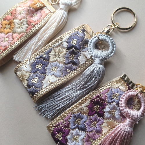 完売分再販☆インド刺繍リボンのキーホルダー・バッグチャーム 34