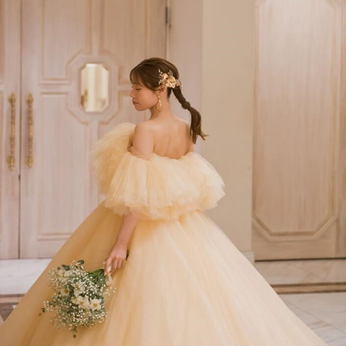実例写真！ウェディングドレス シャンパンベージュ オフショルダー