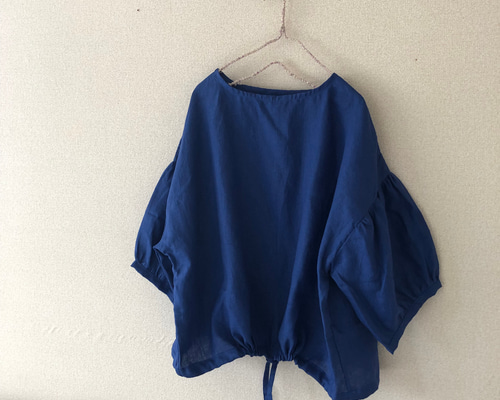 mat quotidien／製品染め リネン100%ギャザーブラウス クリーム色 クラシックファッション - mat quotidien／製品染め リネン100