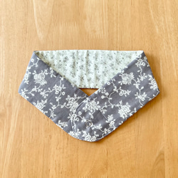 ネッククーラーカバー　アイスノン首もとひんやり氷結ベルトカバー　ダブルガーゼ　グレー花柄 2枚目の画像