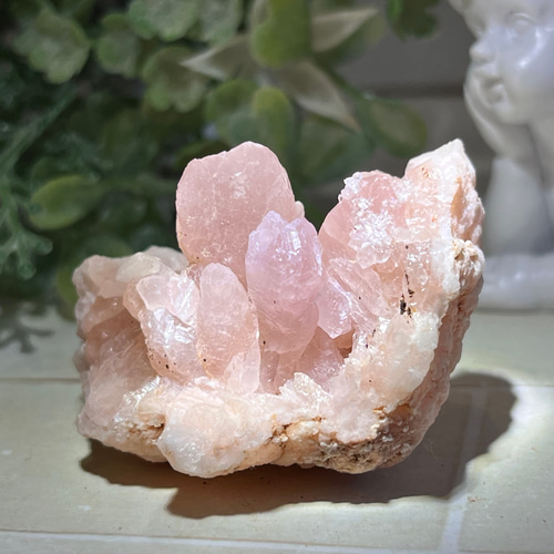 フラワーピンクアメジスト✨　ジオード 原石　クラスター　ラフストーン ピンクアメジスト✨ラフストーン原石クラスタージオード