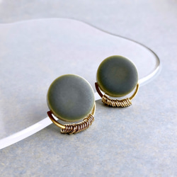 カーキ ピアス（スタッド・一粒） の人気通販｜Creema(クリーマ) 国内  