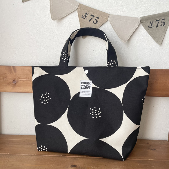 専用 あんぱん柄トートバッグと大きめポーチ 9.5号帆布 あんぱん柄ドット【Sサイズ】トートバッグ トート