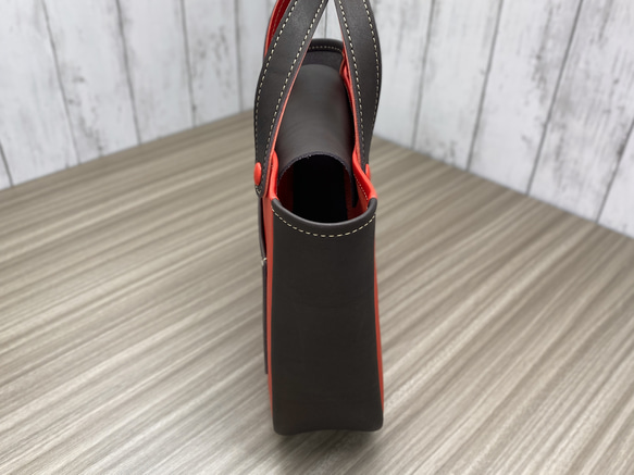 カラフルトートL　本革　レッド／チョコ　２色 8枚目の画像