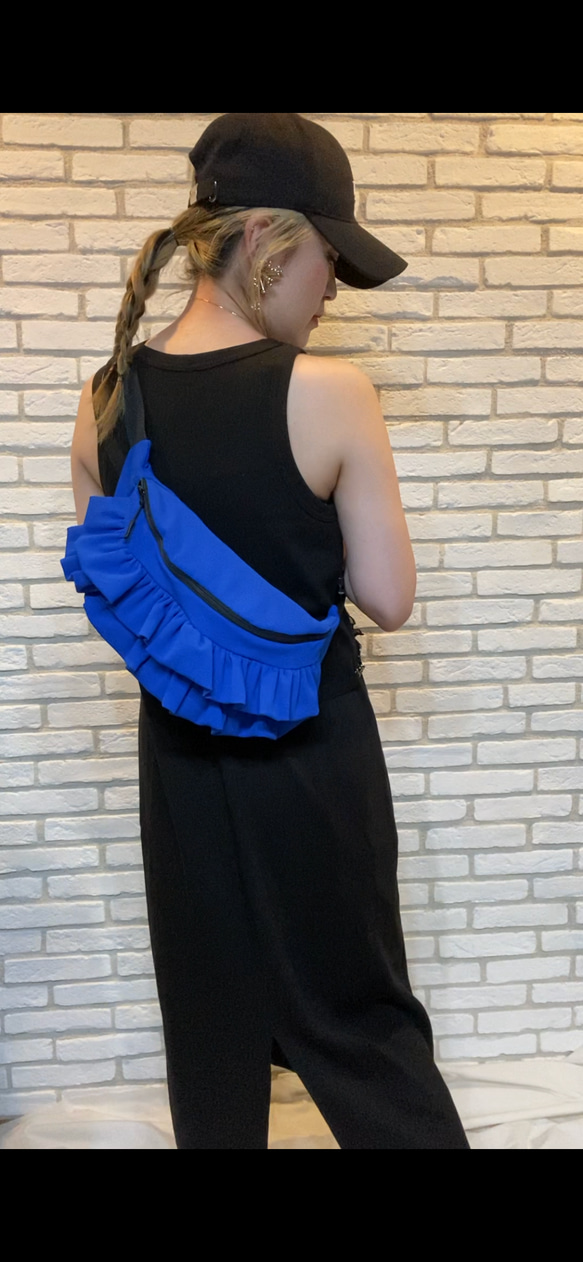 2段フリルがかわいいボディBAG ブルー ボディバッグ・ウエスト