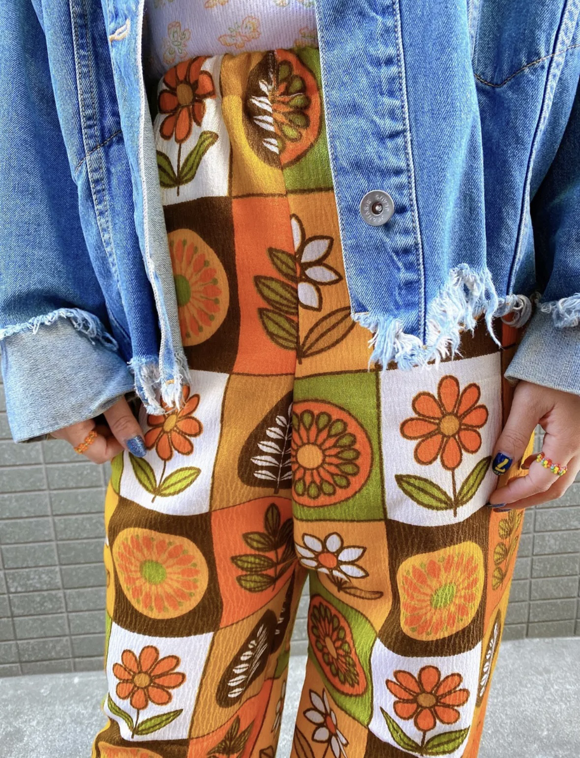 古着　ヴィンテージ　vintage パンツ　リメイク　リメイクパンツ　花柄　レトロ　個性派