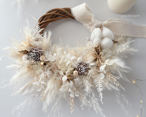 フライングリース(ホワイトコットン) /ドライフラワー　コットンフラワー　リース 0d63caa7739106607ee9aa6e6000d3