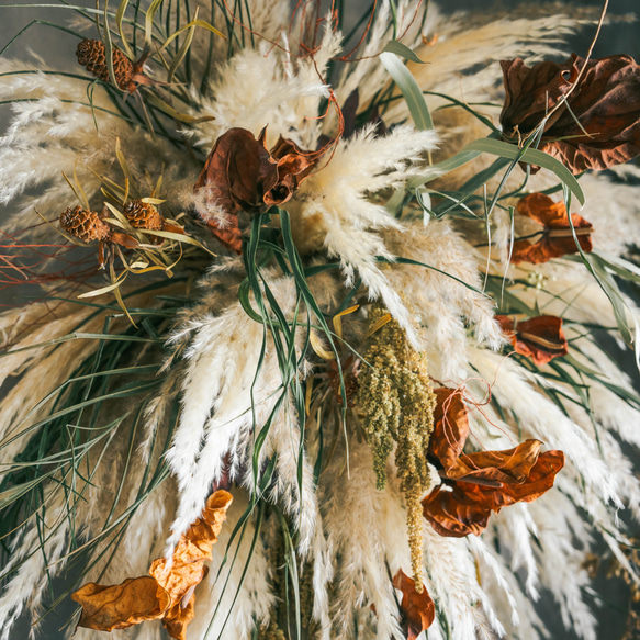 ドライフラワーのドロップ型壁掛け 2枚目の画像