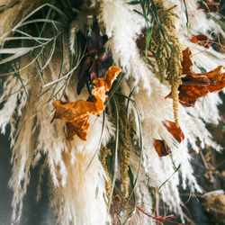 ドライフラワーのドロップ型壁掛け 4枚目の画像