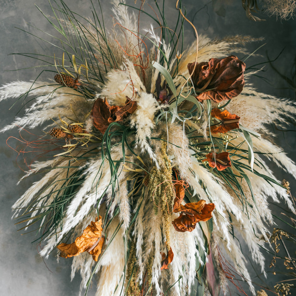 ドライフラワーのドロップ型壁掛け 3枚目の画像