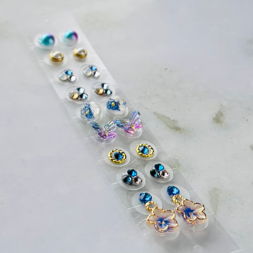 耳つぼジュエリー20粒✧̣̥̇Happyブルー✧̣̥̇チタン粒 その他