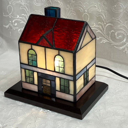 ステンドグラス☆赤い屋根のハウス型ランプ スタンドライト・テーブル