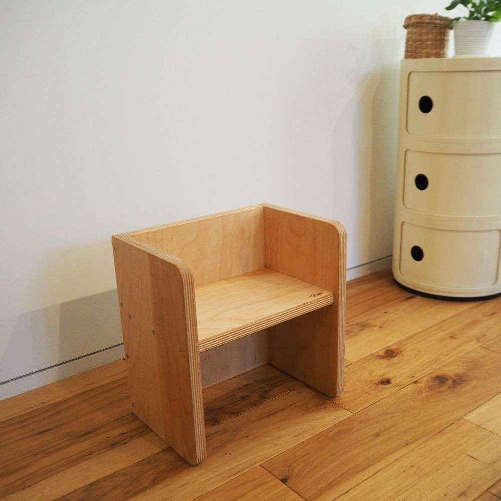 マルチボックスチェア |  キッズチェア ＊ 子ども用箱イス＊ 多様途 ＊ 安心安全 ＊