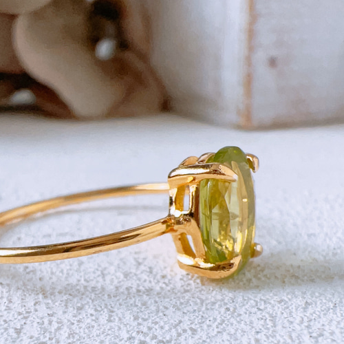 宝石質ペリドットsilver925製18kgpリング】Peridot 18kgp ring 8×6mm 8