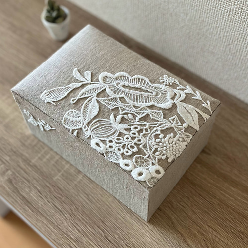 留袖着物リメイク:のれん、とてもお洒落な暖簾です、 お部屋の 留袖着物リメイク:のれん、とてもお洒落な暖簾です、 お部屋の