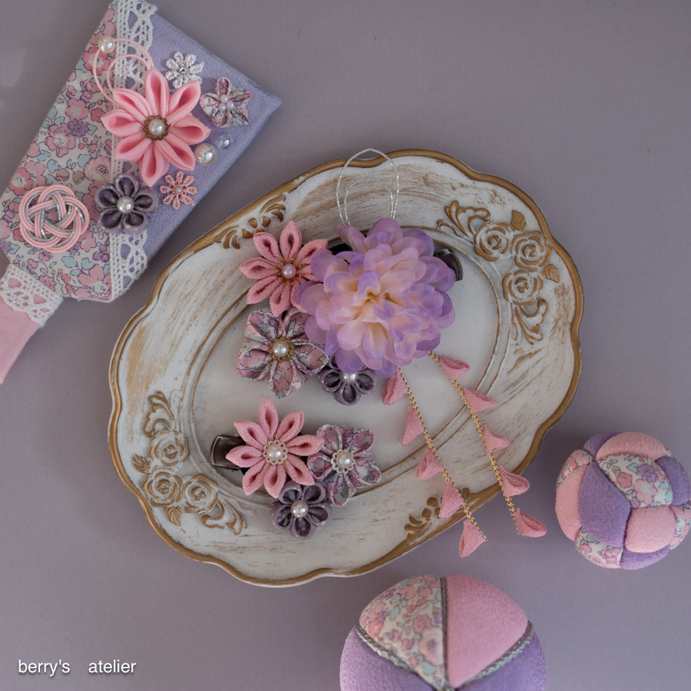 リバティベッツィアンつまみ細工の髪飾り