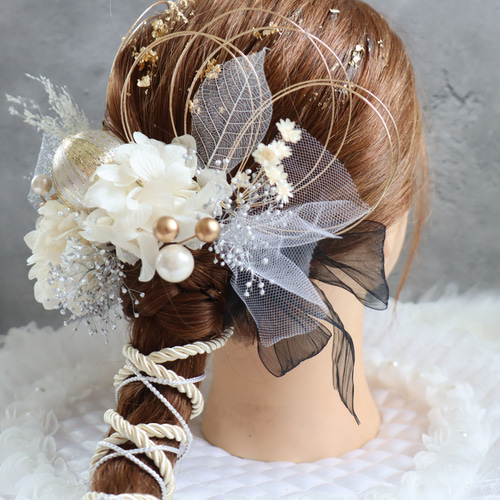 ホワイトリボン♡金箔付♡髪飾り ヘッドドレス 前撮り 成人式 卒業式 七五三 ホワイトリボン♡金箔付♡髪飾り ヘッドドレス 前撮り 成人式 卒業式