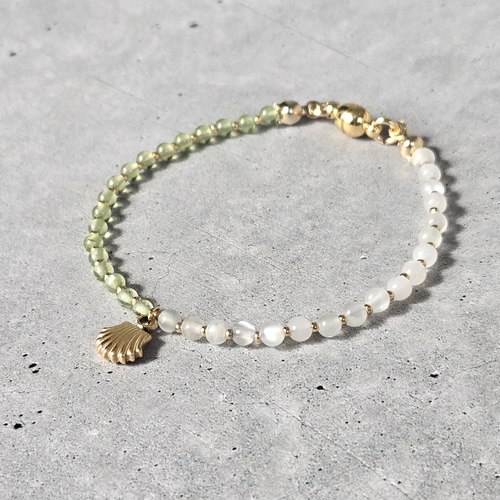 再販×3】【8月誕生石】ペリドット＆ムーンストーンの極細ブレスレット