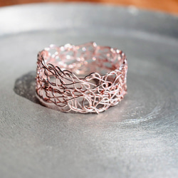 リボンコード編みリング 、ピンクゴールド [ミラノ・デザイン賞受賞