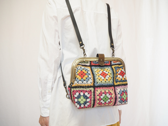 グラニースクエア風ゴブラン　カシメ留め口金の２wayバッグ 9枚目の画像