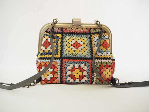 グラニースクエア風ゴブラン　カシメ留め口金の２wayバッグ 6枚目の画像