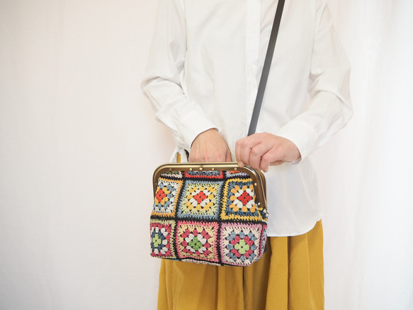 グラニースクエア風ゴブラン　カシメ留め口金の２wayバッグ 11枚目の画像