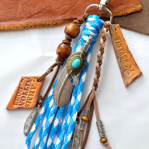 No.9【ハンドメイド パラコード キーホルダー キーリング