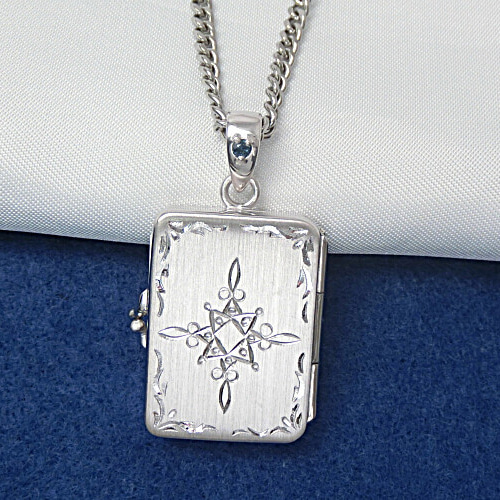 遺骨入れ＆ロケットペンダント（写真入れ兼用）】銀製/手彫り/天然